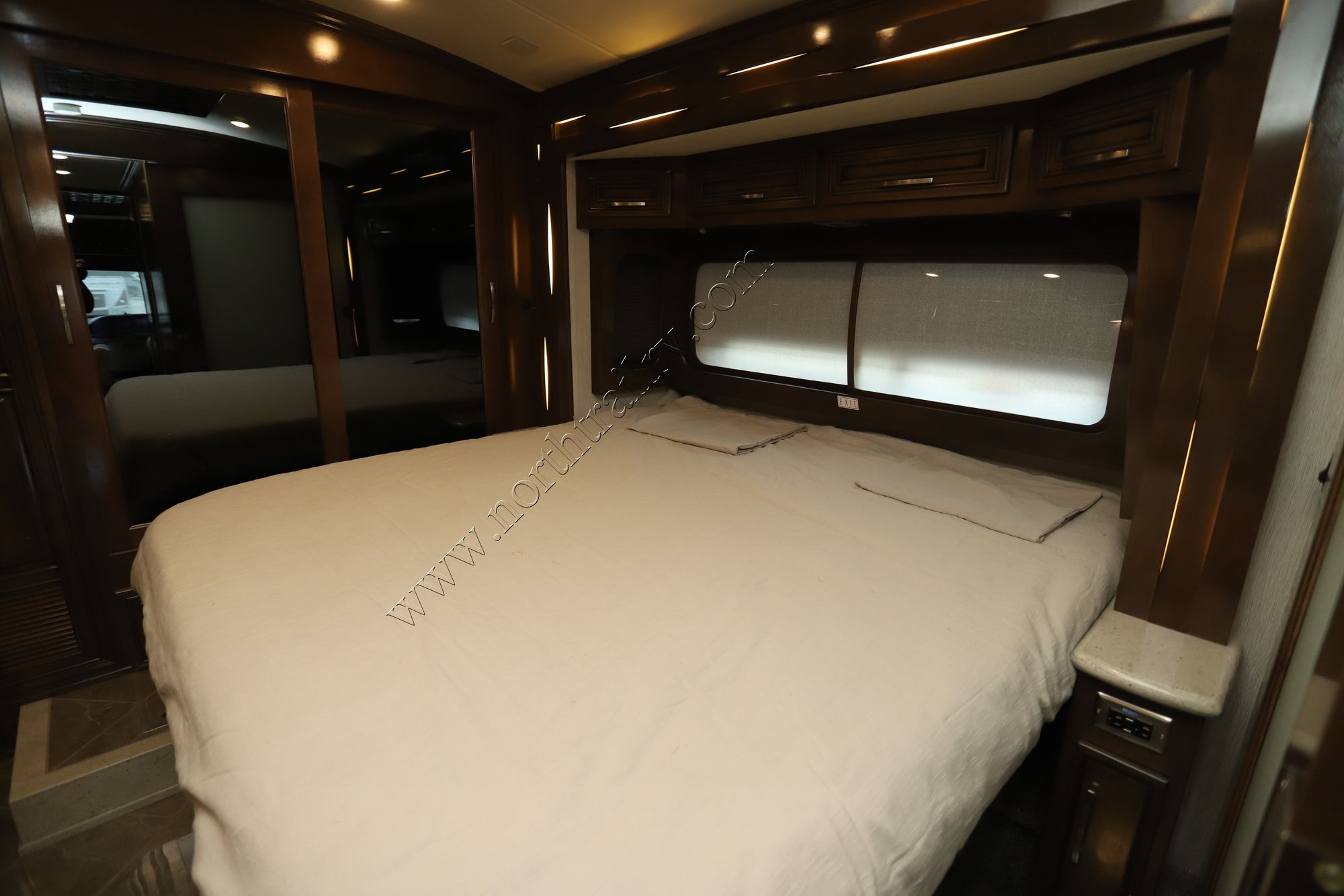 Used 2020 Newmar New Aire 3543 Class A  For Sale