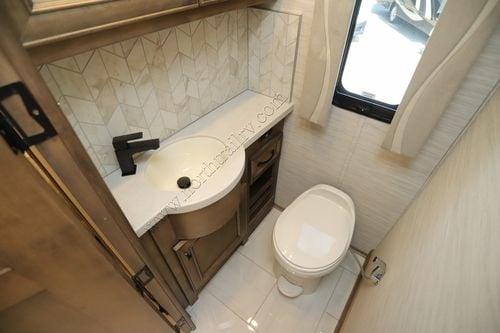 2026 Tiffin Motor Homes Phaeton 40IH Class A