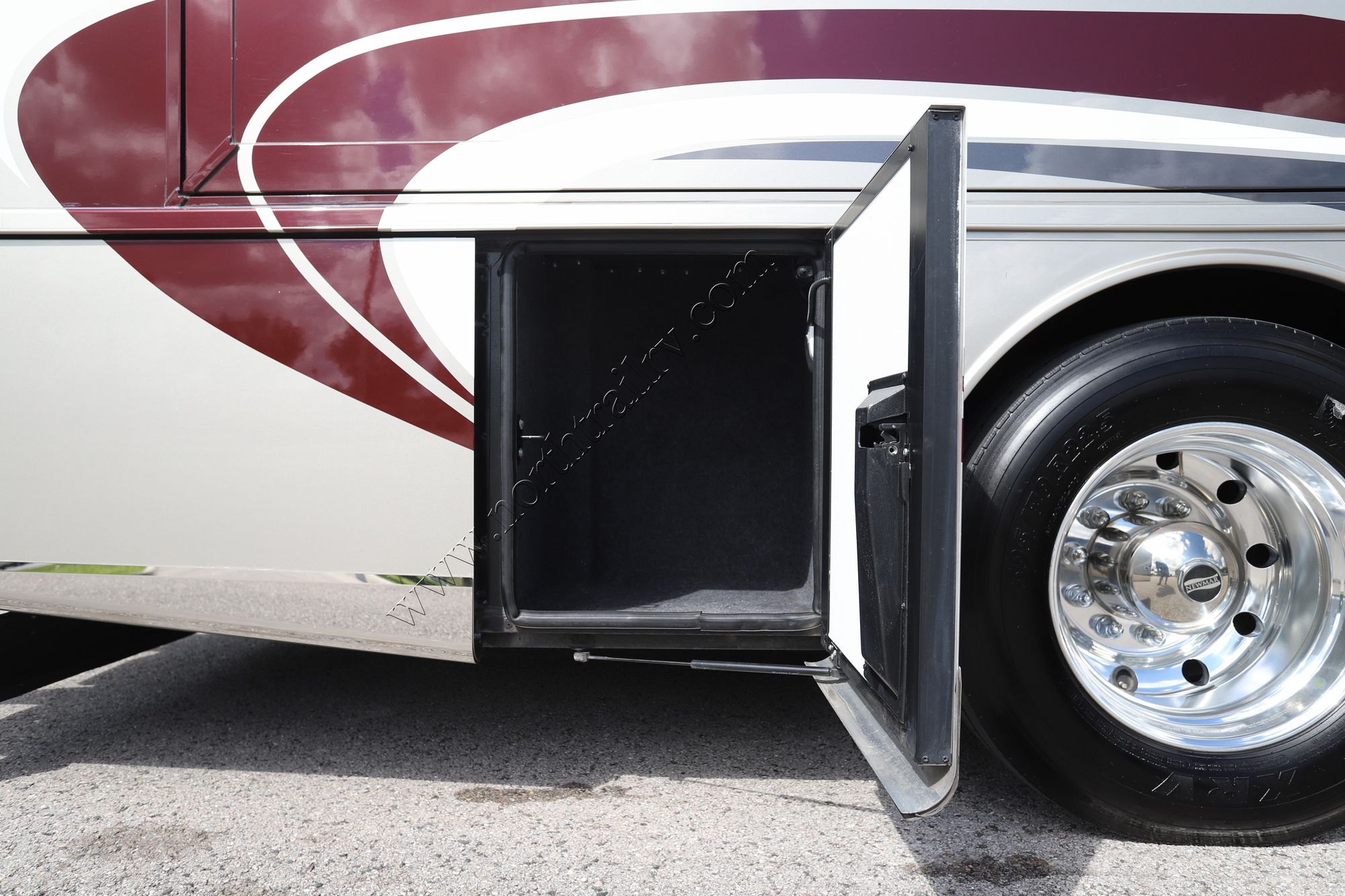 Used 2020 Newmar New Aire 3543 Class A  For Sale