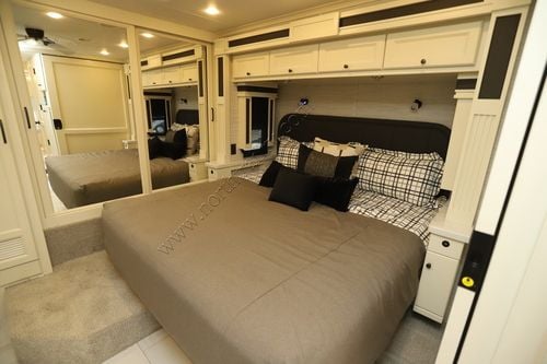 2026 Tiffin Motor Homes Allegro Red 33AA Class A