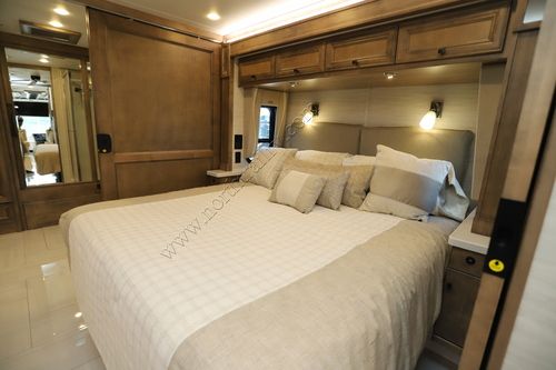 2026 Tiffin Motor Homes Phaeton 40IH Class A