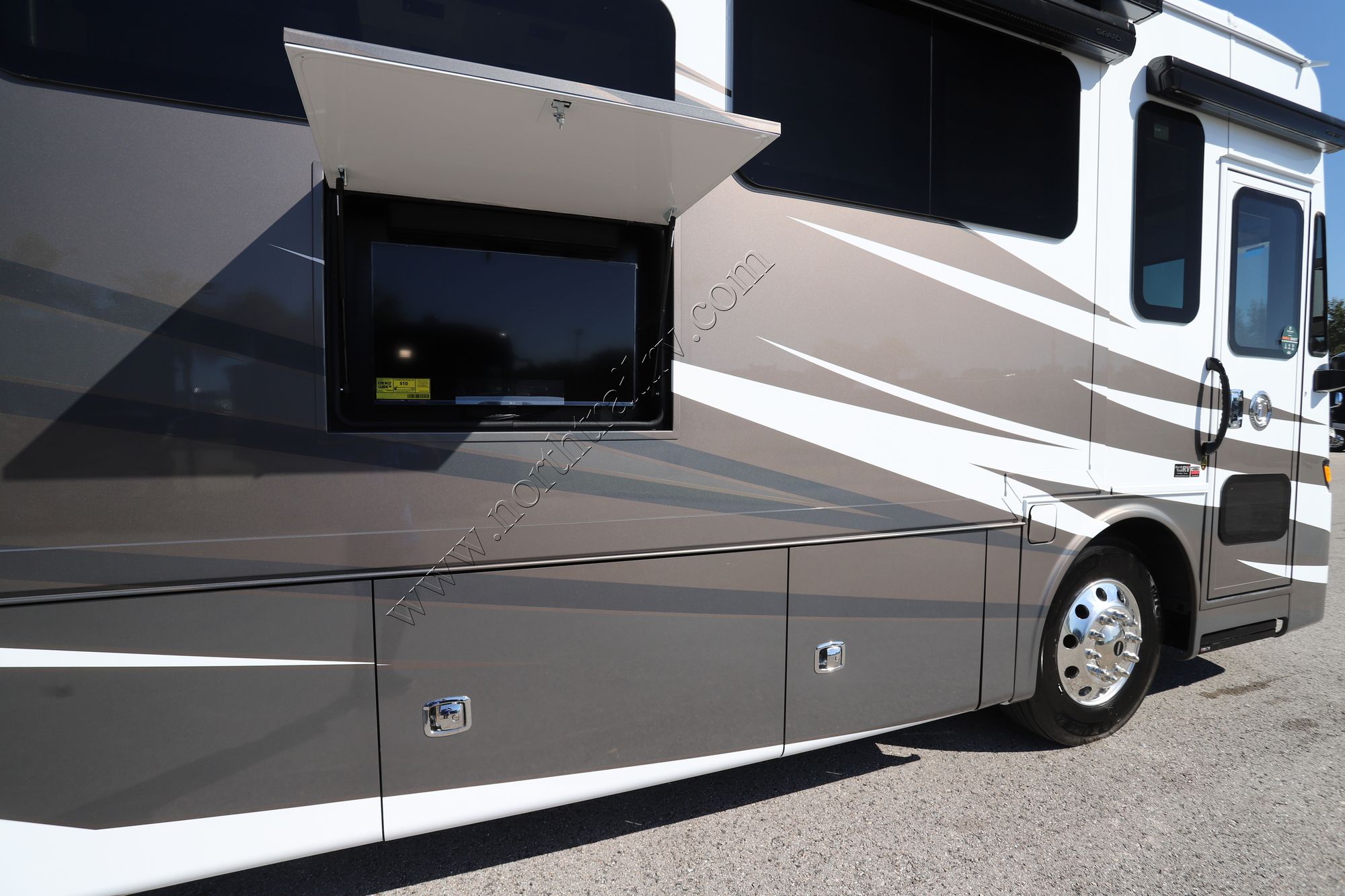 New 2026 Tiffin Motor Homes Allegro Red 33AA Class A  For Sale