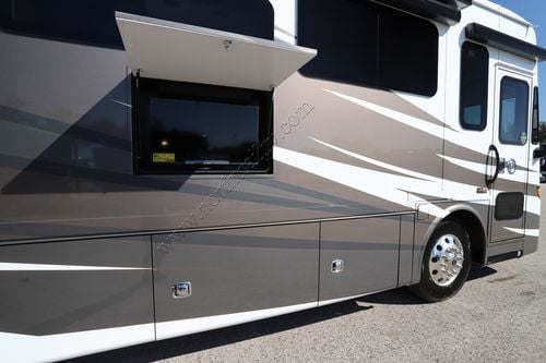 2026 Tiffin Motor Homes Allegro Red 33AA Class A