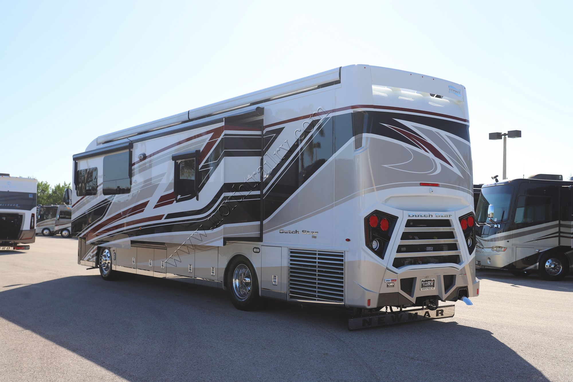 New 2026 Newmar Dutch Star 3836 Class A  For Sale
