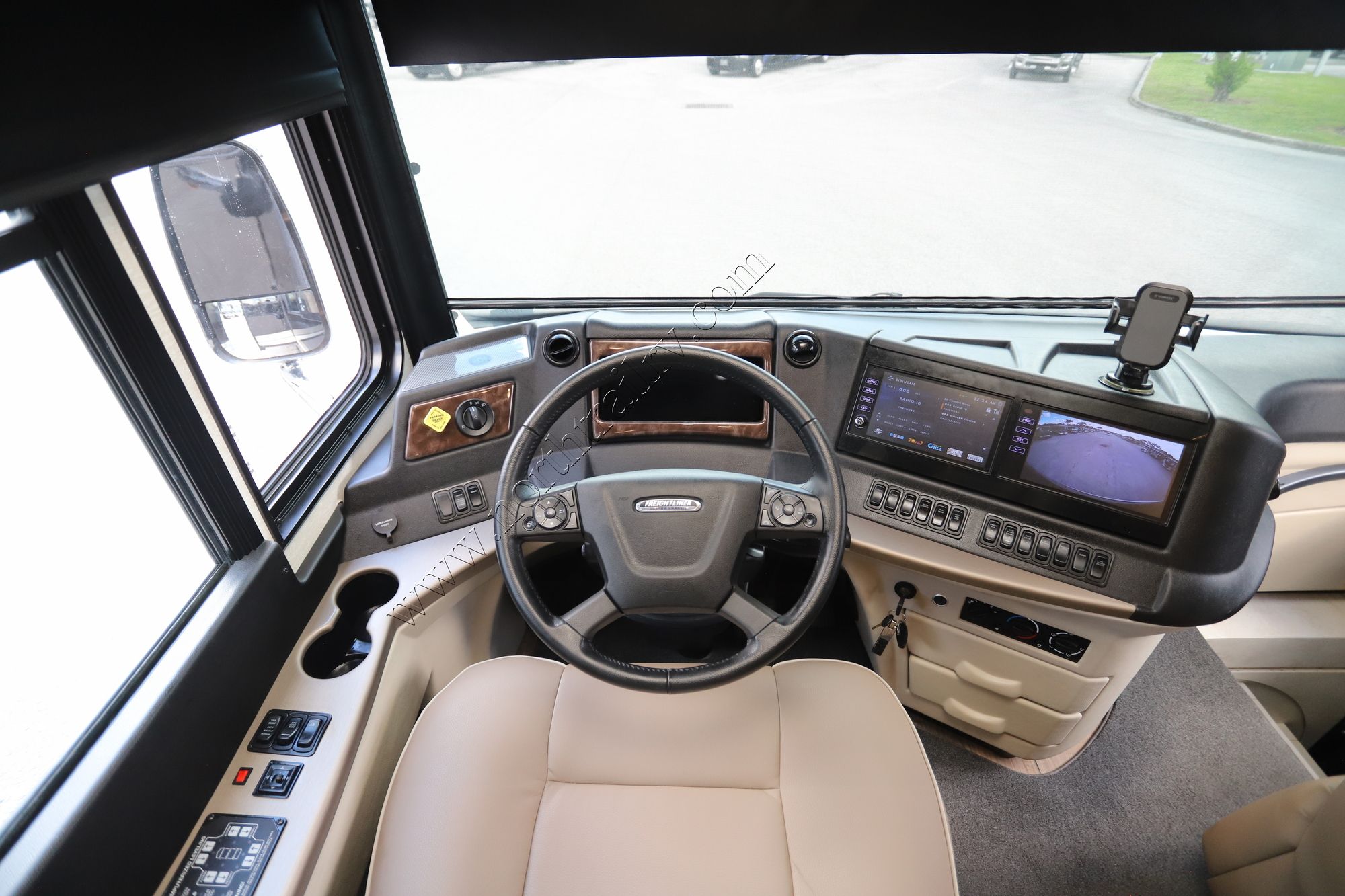 Used 2022 Newmar Dutch Star 4369 Class A  For Sale