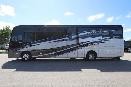 2026 Tiffin Motor Homes Phaeton 40IH Class A