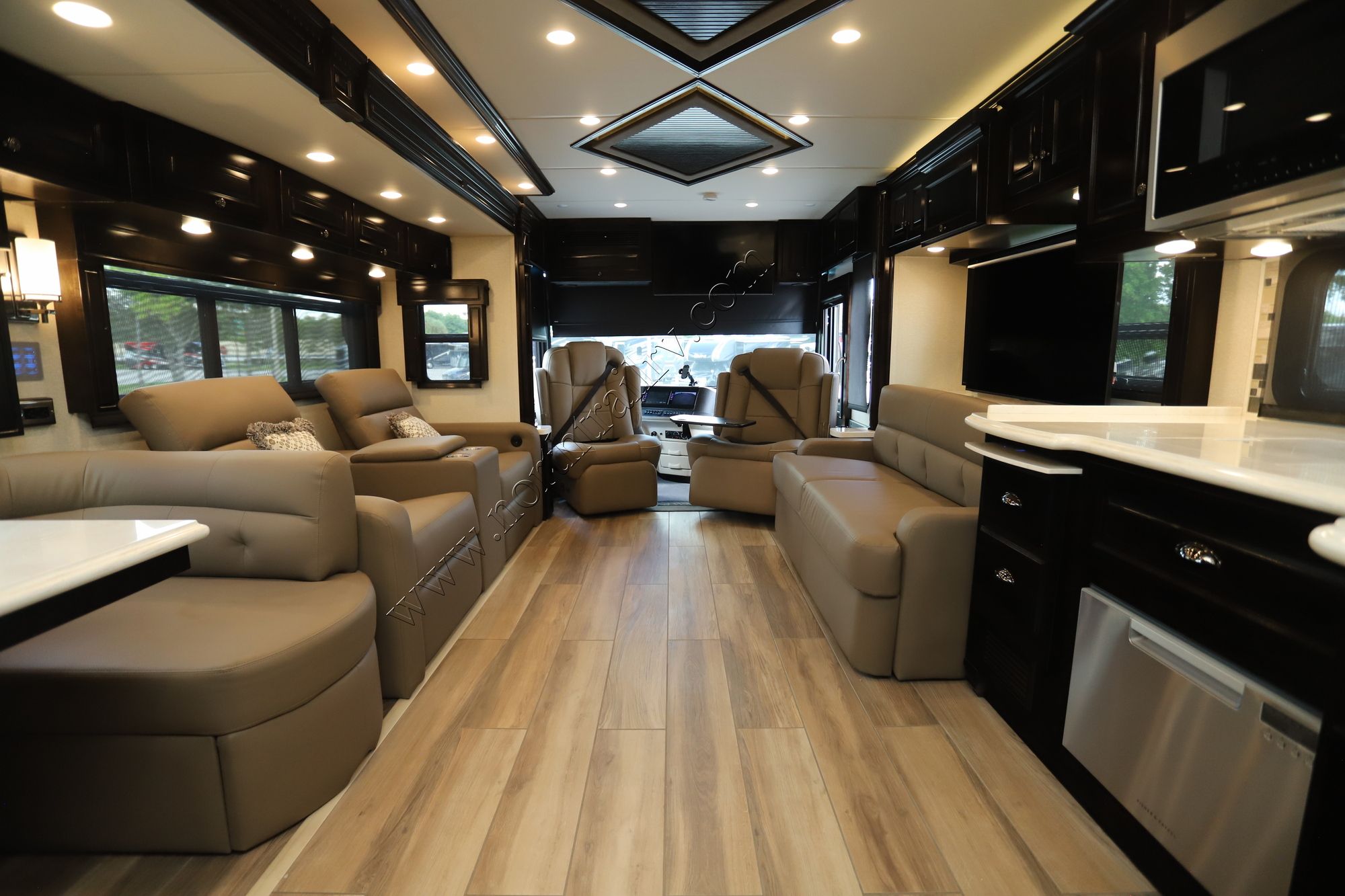 Used 2022 Newmar Dutch Star 4369 Class A  For Sale