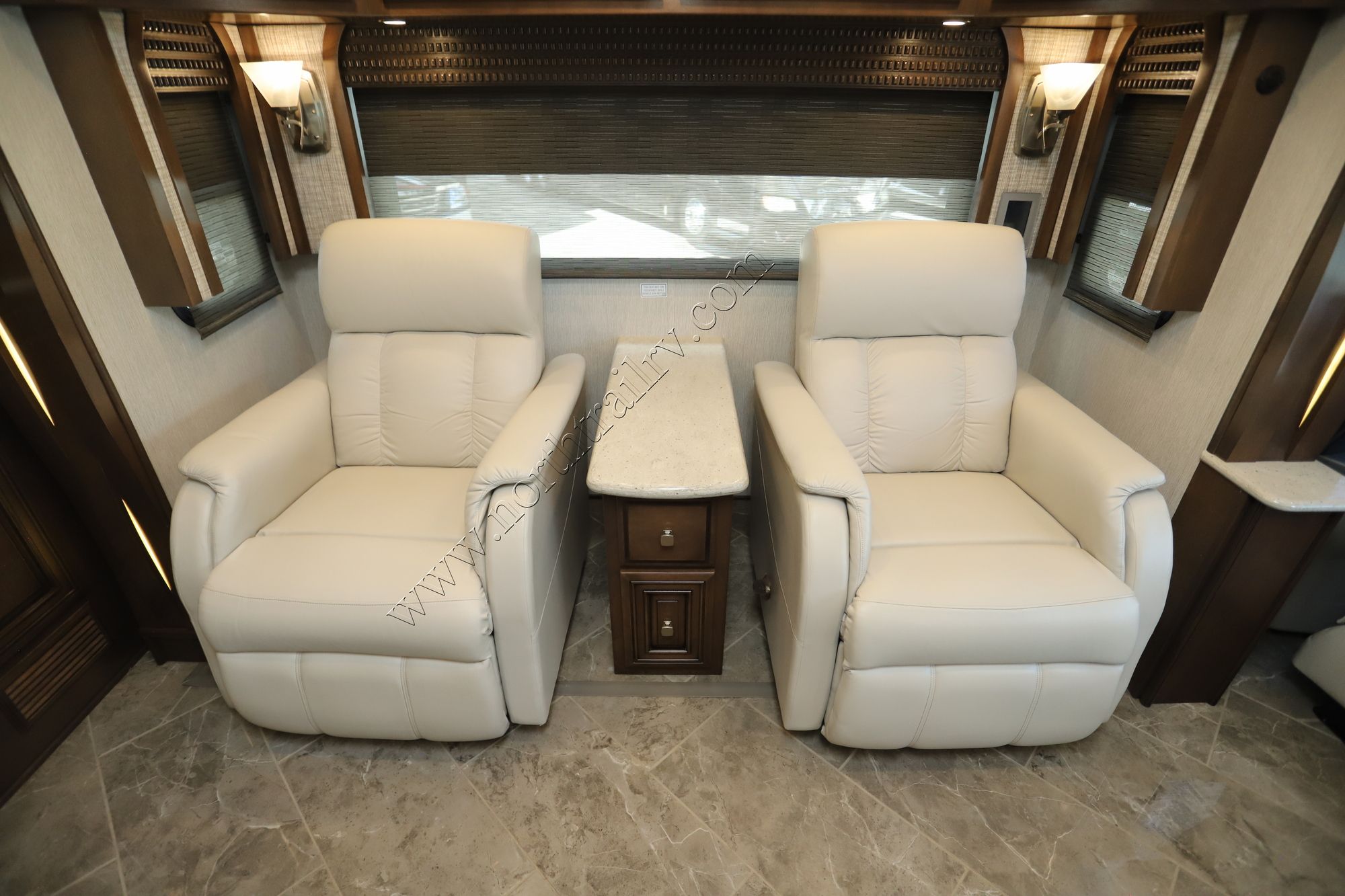 Used 2020 Newmar New Aire 3543 Class A  For Sale