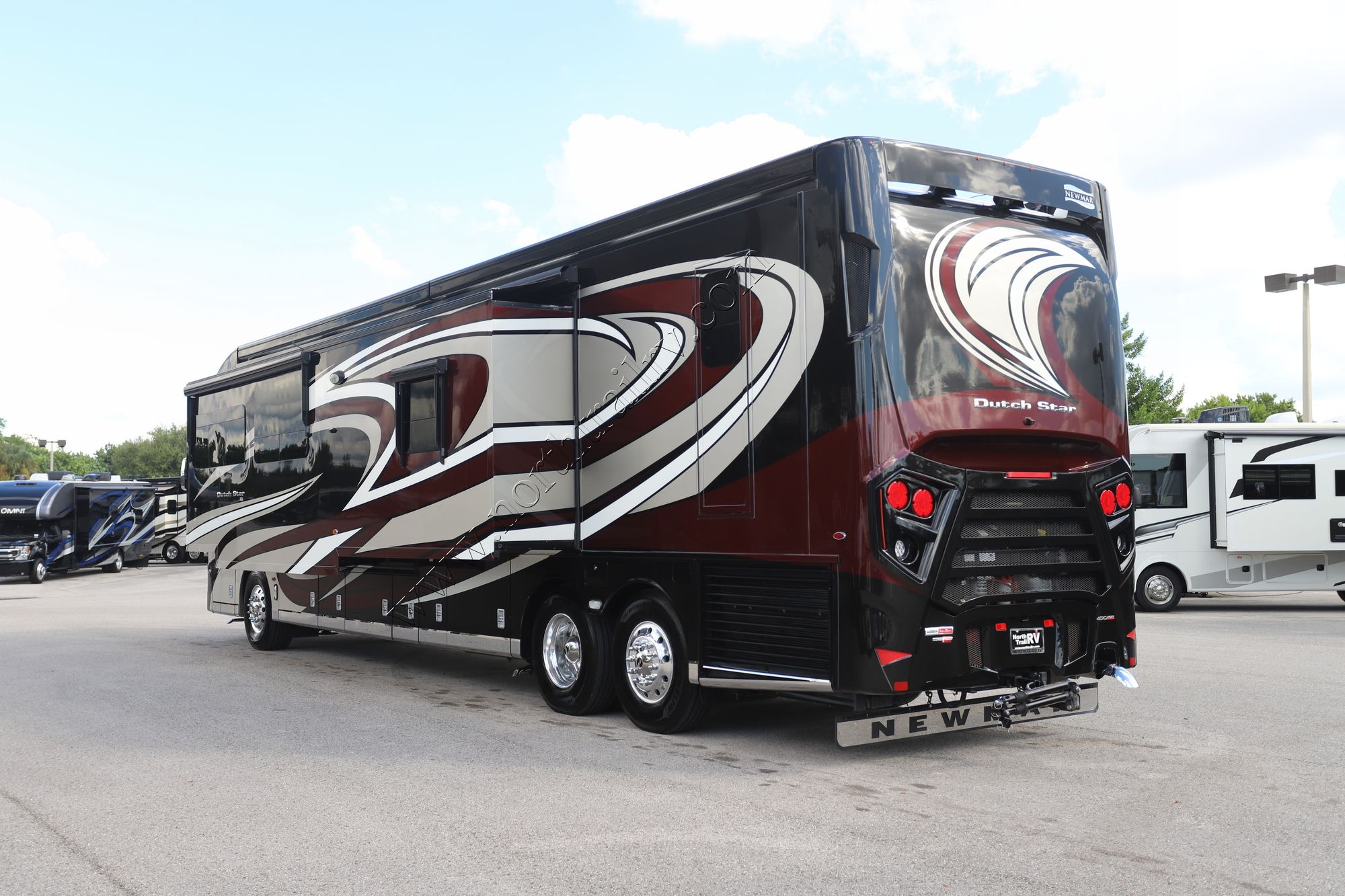 Used 2022 Newmar Dutch Star 4369 Class A  For Sale