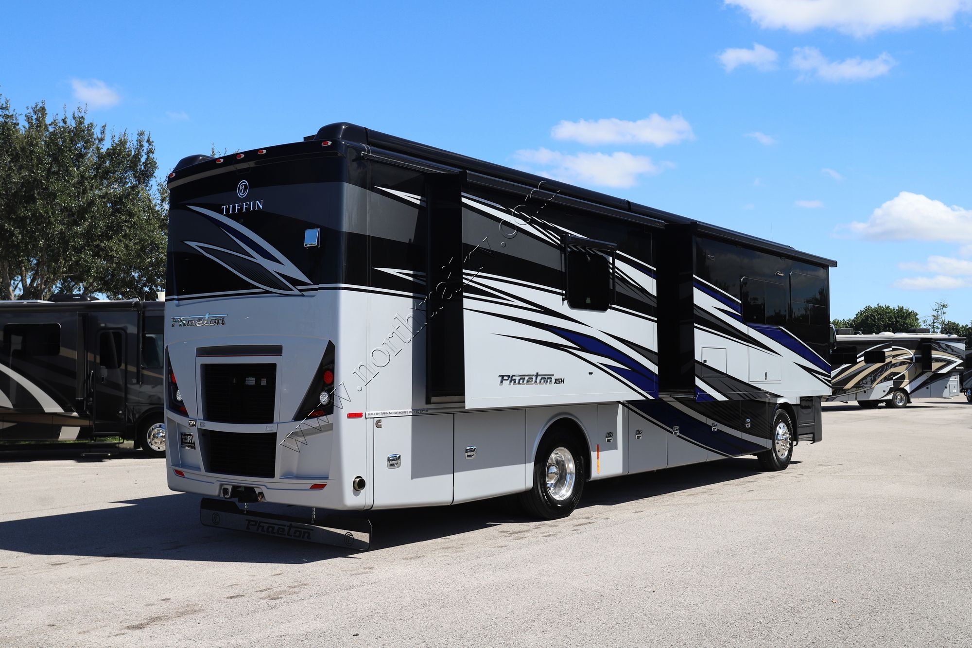 New 2026 Tiffin Motor Homes Phaeton 40IH Class A  For Sale