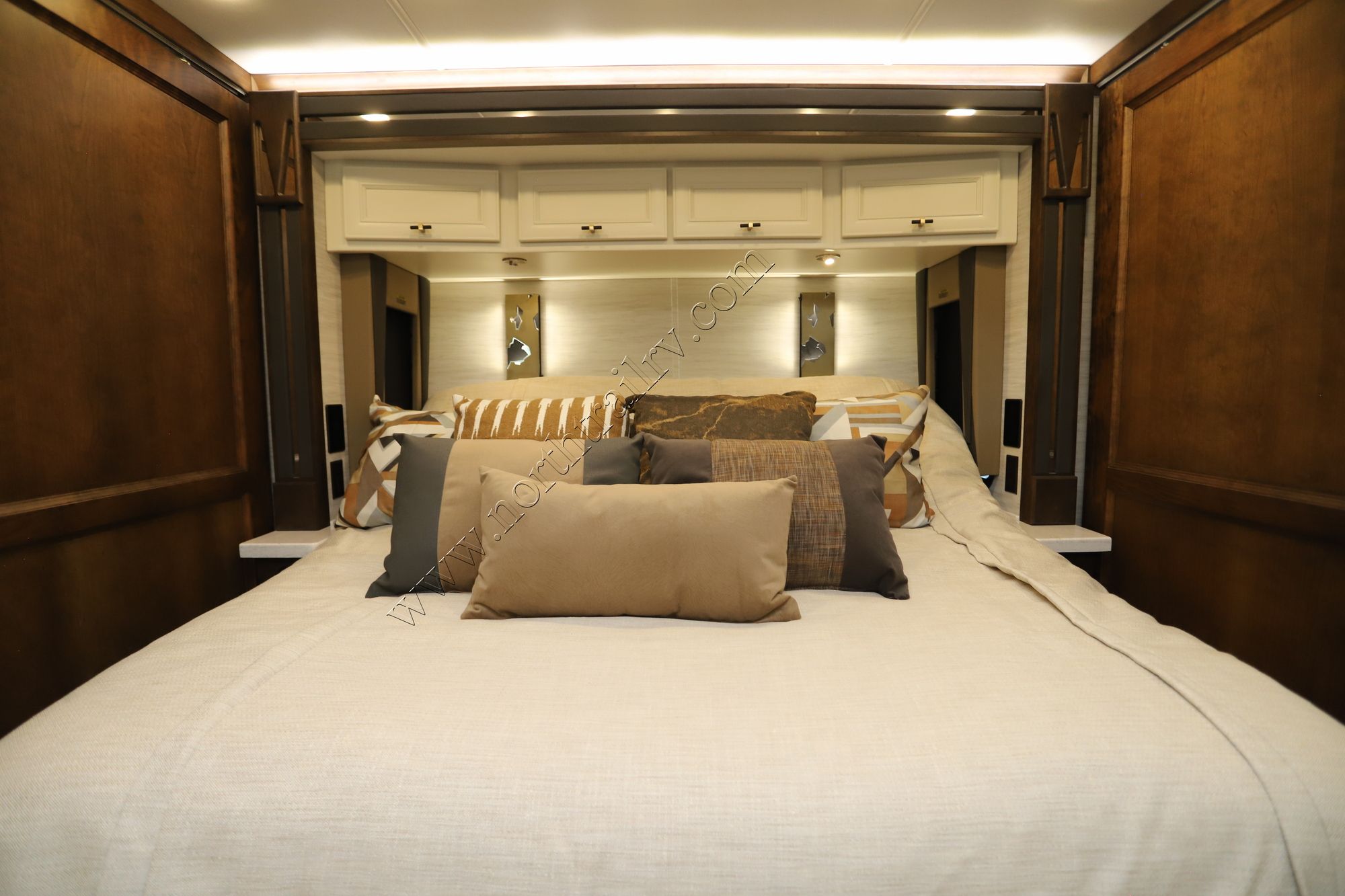 New 2026 Tiffin Motor Homes Allegro Bus 40IP Class A  For Sale