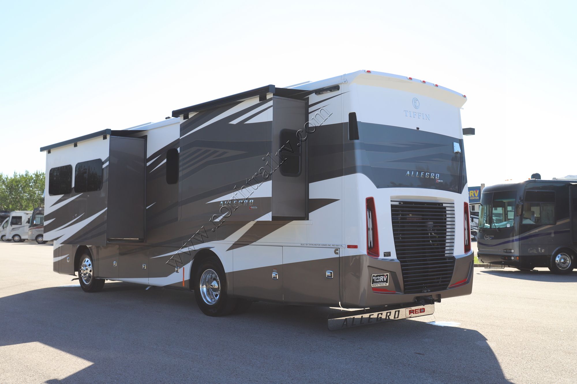 New 2026 Tiffin Motor Homes Allegro Red 33AA Class A  For Sale
