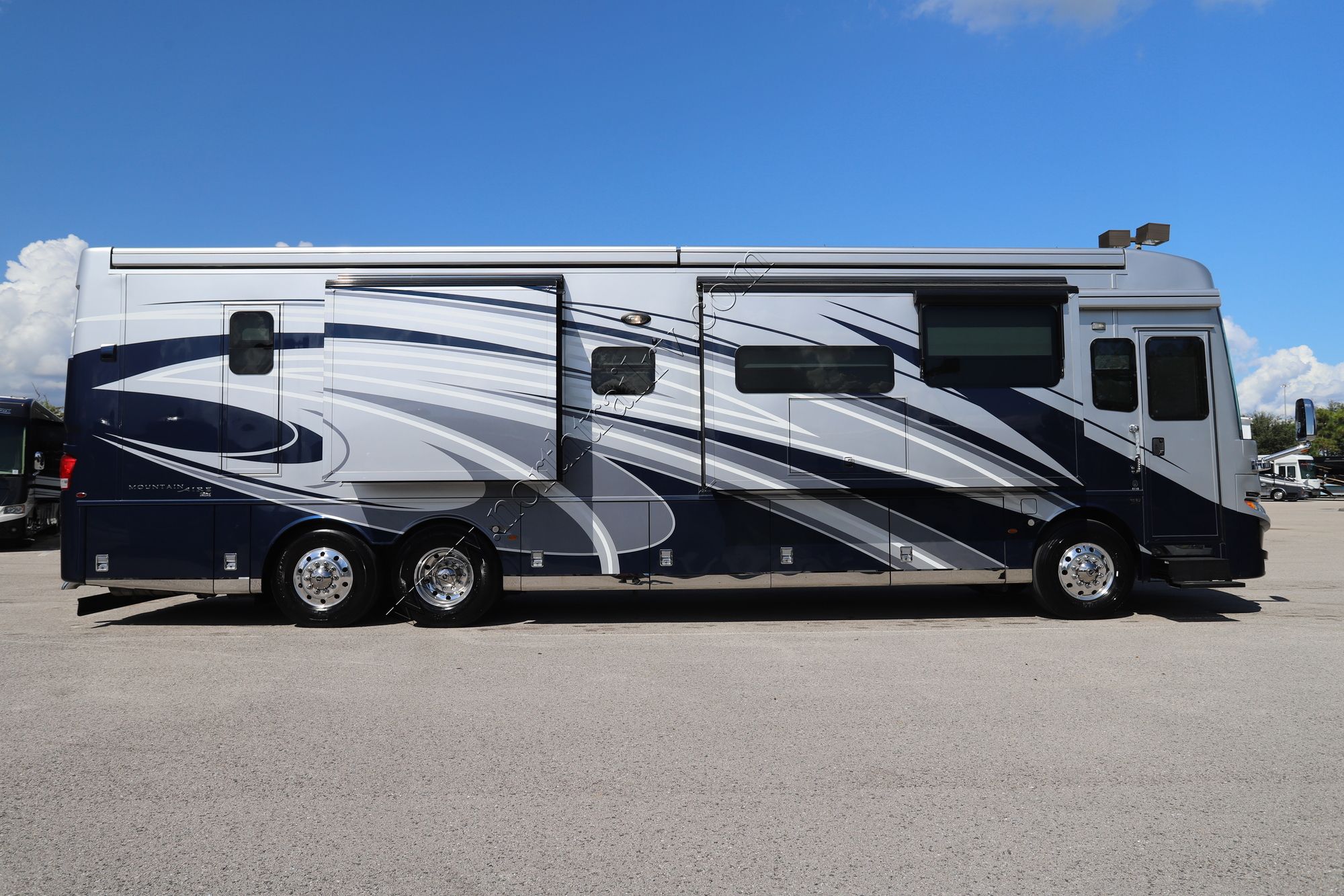 Used 2022 Newmar Mountain Aire 4118 Class A  For Sale