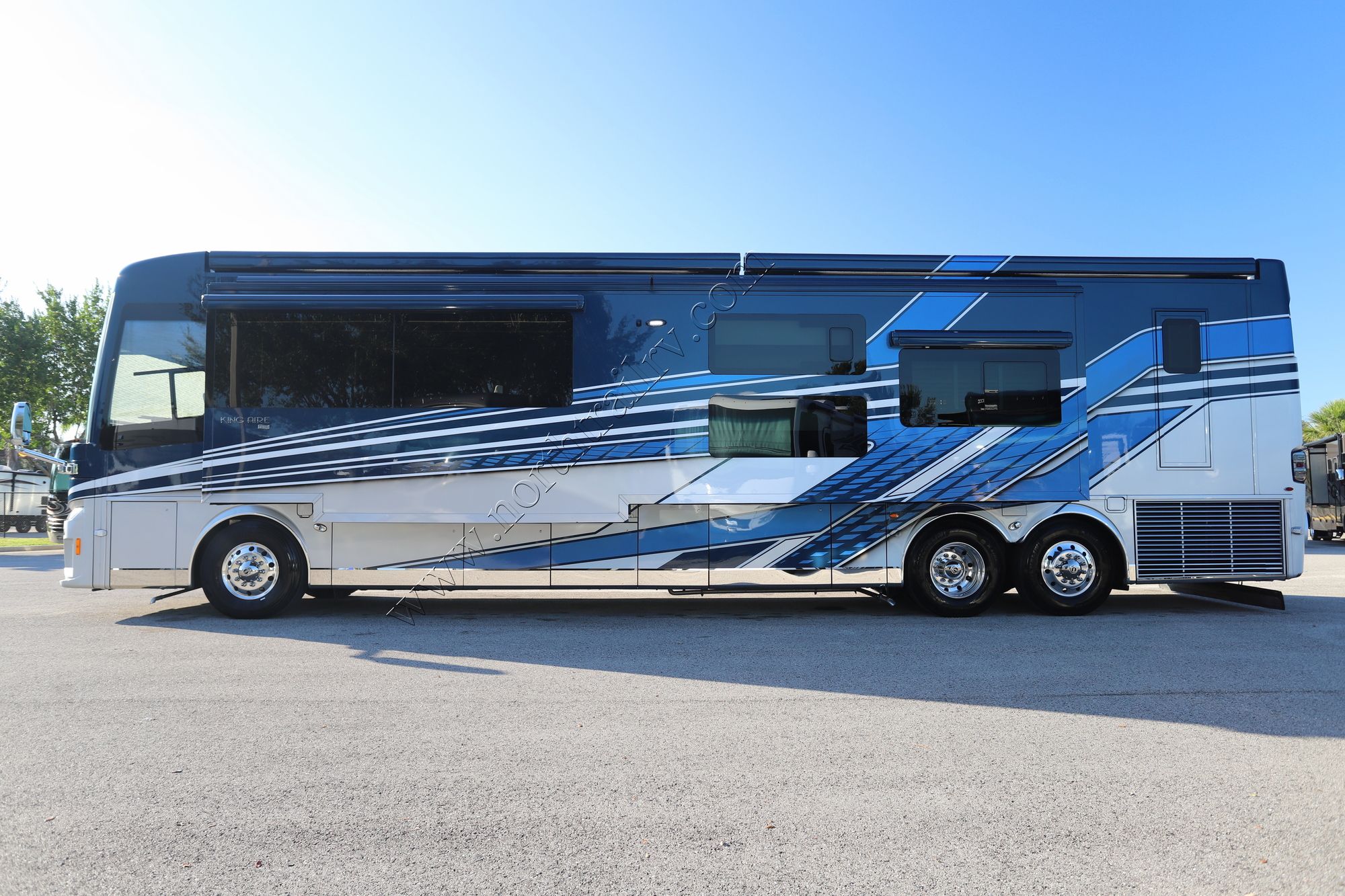 Used 2022 Newmar King Aire 4578 Class A  For Sale