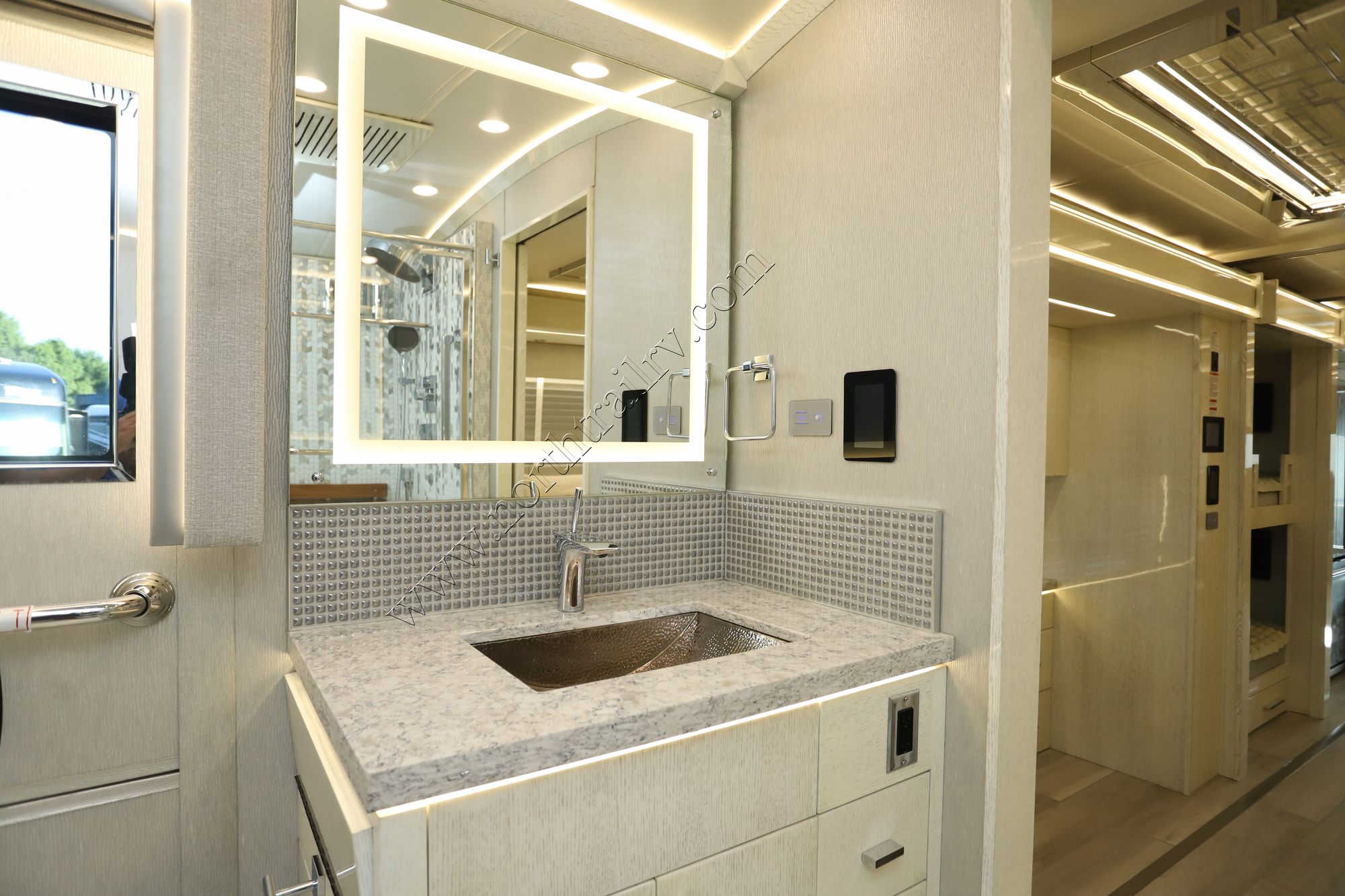 Used 2022 Newmar King Aire 4578 Class A  For Sale