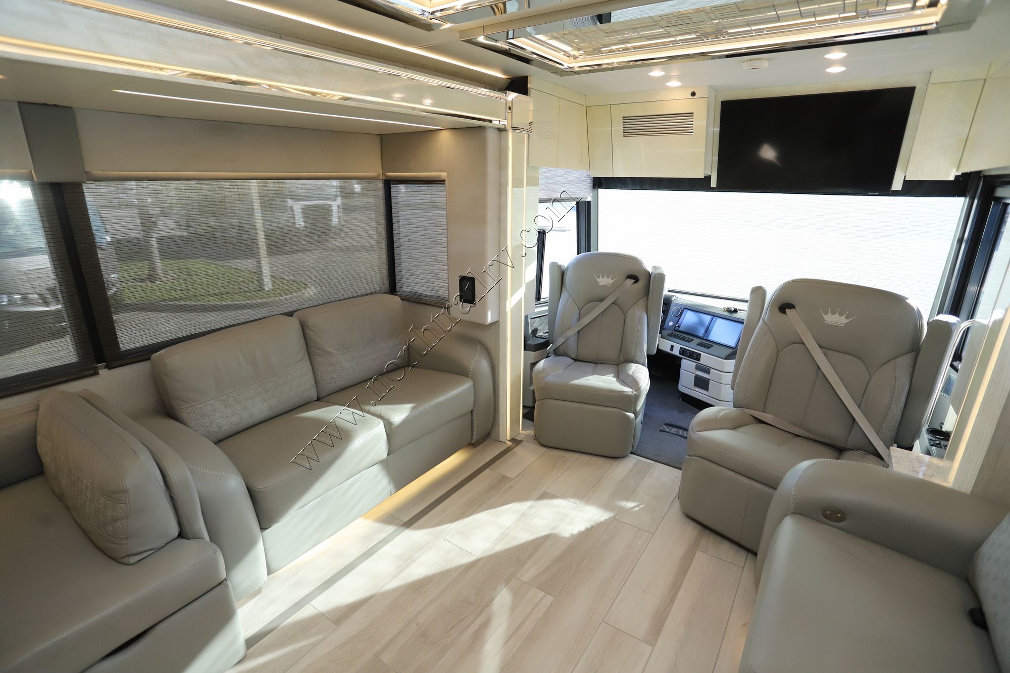 Used 2022 Newmar King Aire 4578 Class A  For Sale