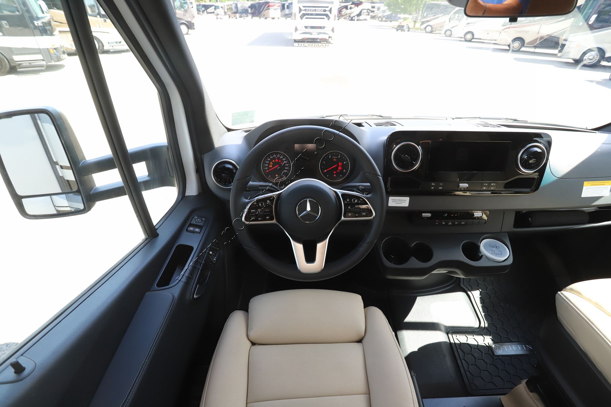 New 2026 Tiffin Motor Homes Wayfarer 25XRW Class C  For Sale