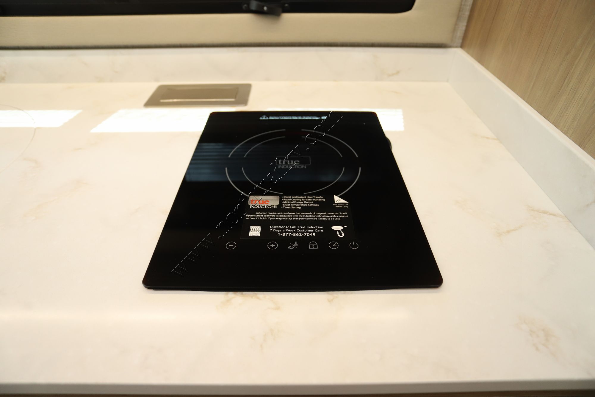 New 2026 Tiffin Motor Homes Wayfarer 25XRW Class C  For Sale