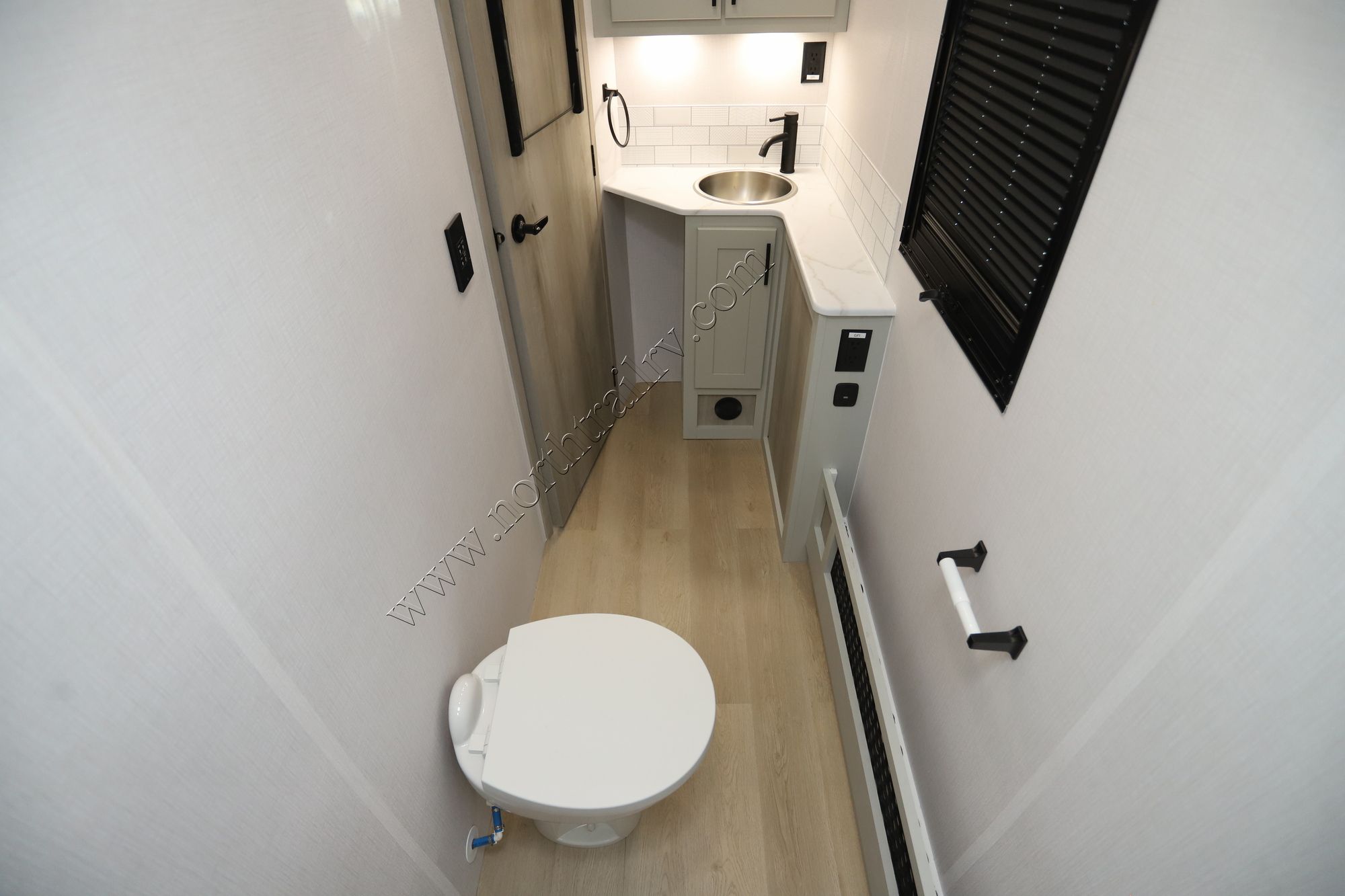 New 2026 Dynamax Europa 31SS Super C  For Sale