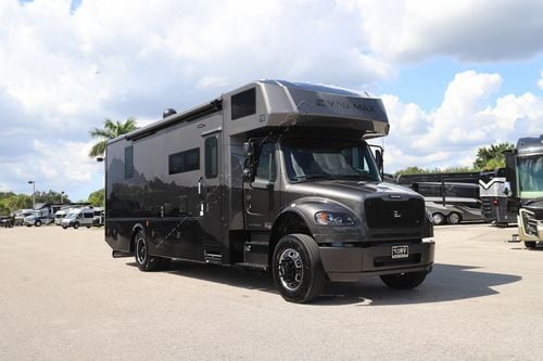 2026 Dynamax Europa 31SS