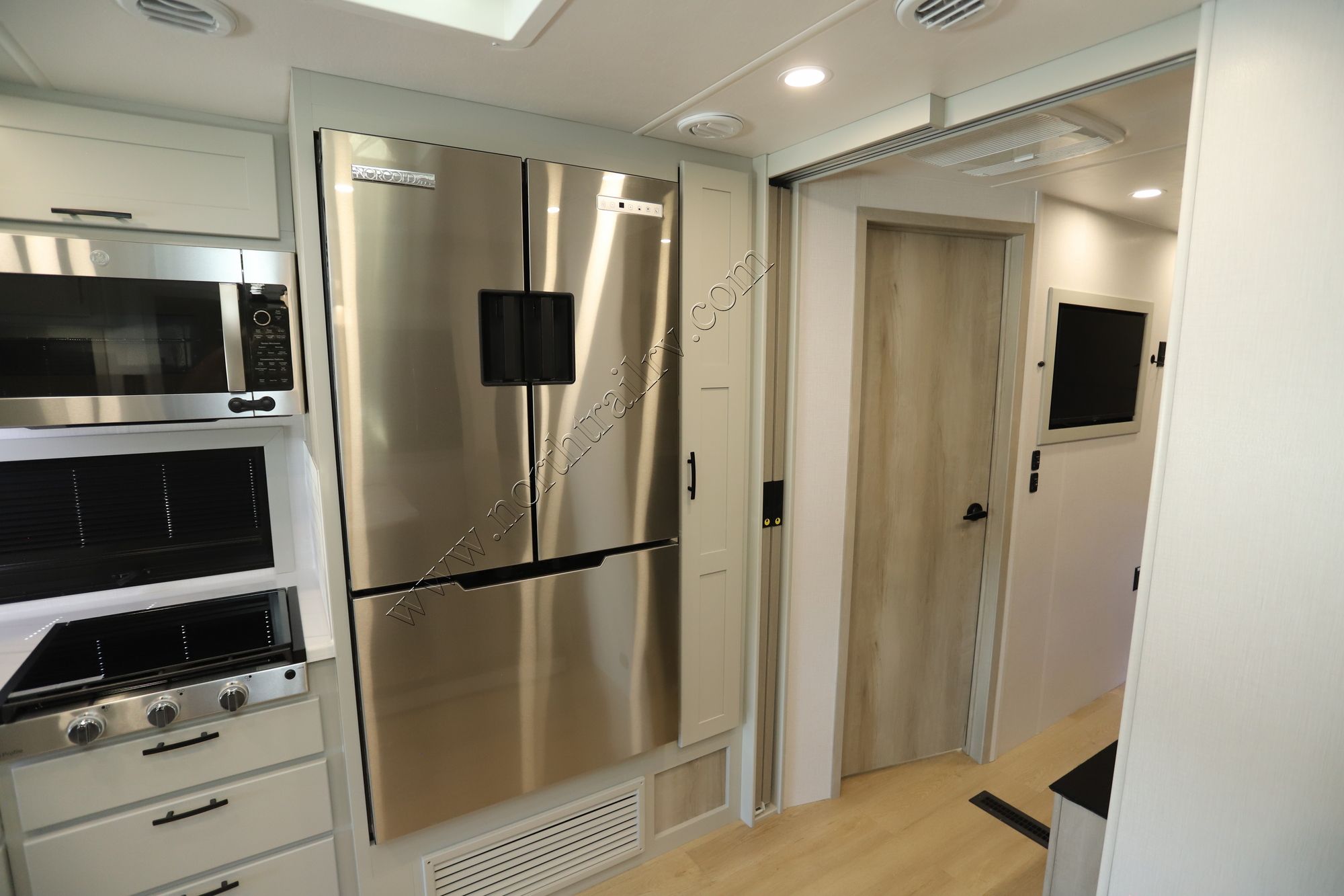 New 2026 Dynamax Europa 31SS Super C  For Sale