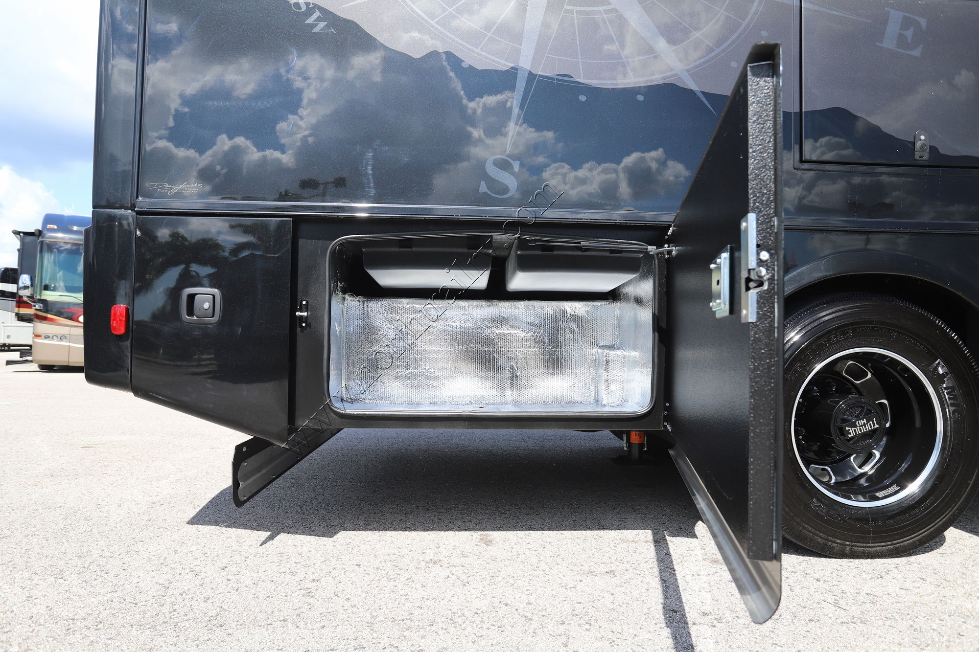 New 2026 Dynamax Europa 31SS Super C  For Sale