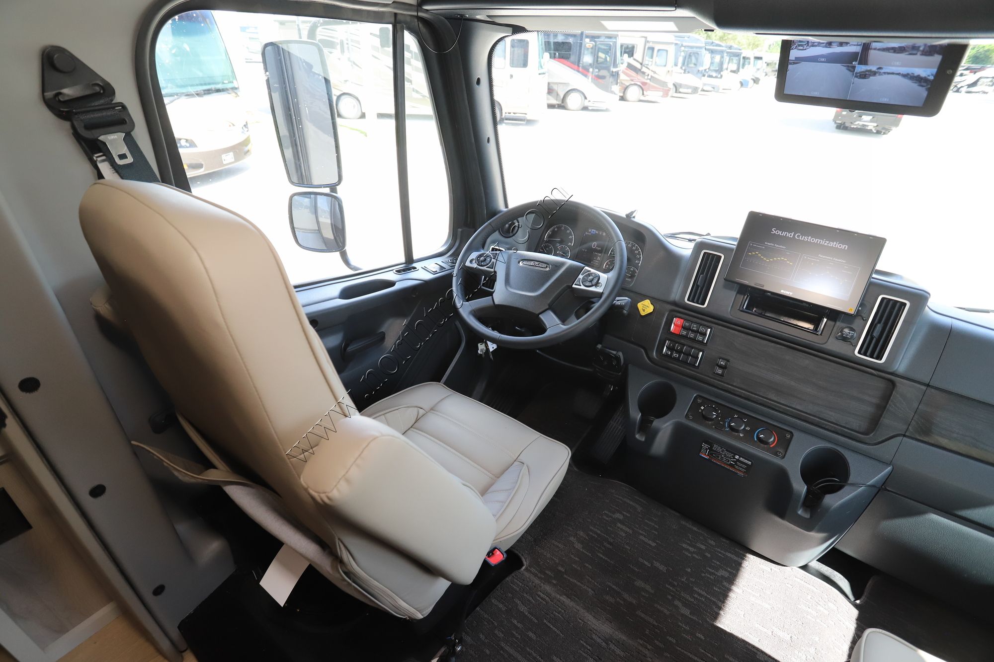 New 2026 Dynamax Europa 31SS Super C  For Sale