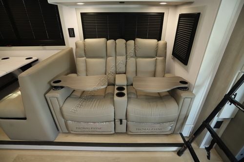 2026 Dynamax Europa 31SS