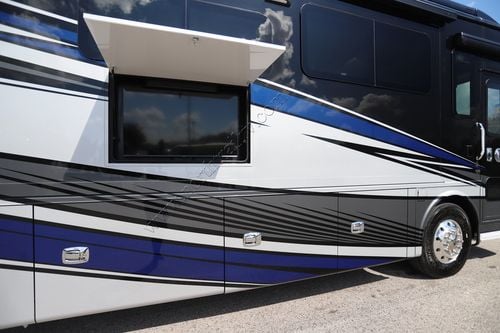 2026 Tiffin Motor Homes Phaeton 44OH