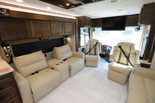 2026 Tiffin Motor Homes Phaeton 44OH