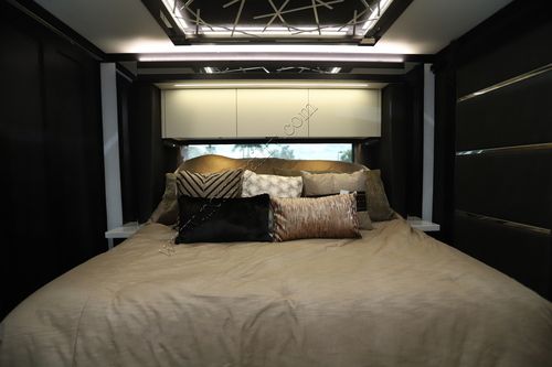 2026 Tiffin Motor Homes Zephyr 45FZ