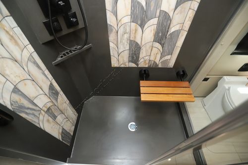 2026 Tiffin Motor Homes Zephyr 45FZ