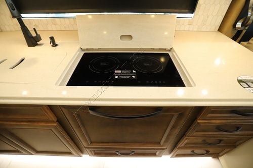 2026 Tiffin Motor Homes Phaeton 44OH
