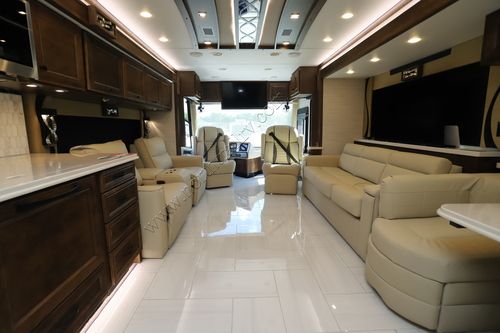 2026 Tiffin Motor Homes Phaeton 44OH
