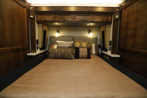 2026 Tiffin Motor Homes Phaeton 44OH
