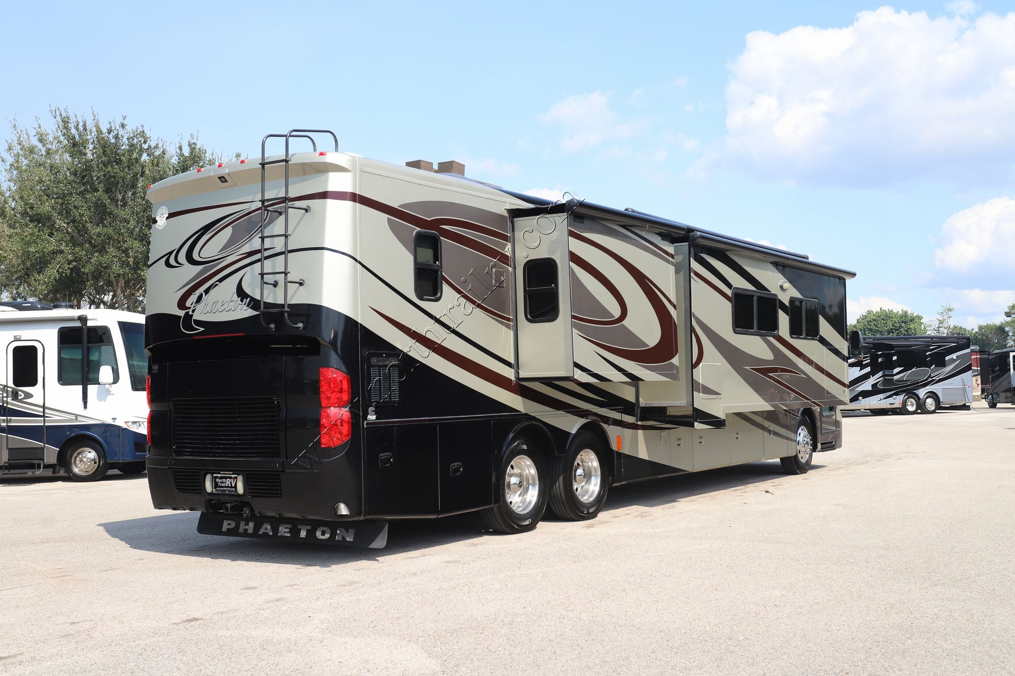 Used 2013 Tiffin Motor Homes Phaeton 42LH Class A  For Sale