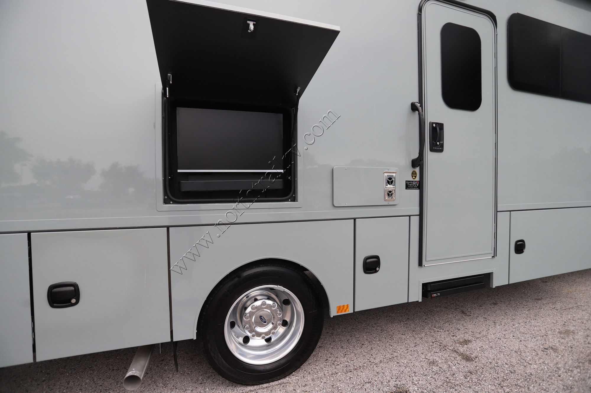 New 2026 Renegade Rv Veracruz 32VDS Super C  For Sale