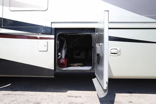 2013 Tiffin Motor Homes Phaeton 42LH