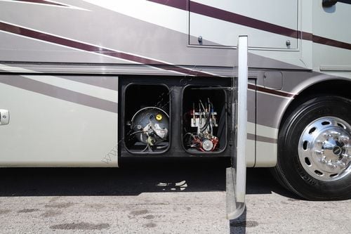 2013 Tiffin Motor Homes Phaeton 42LH