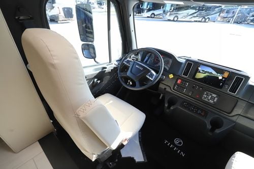2026 Tiffin Motor Homes Allegro Bay 34DB