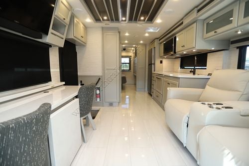 2026 Tiffin Motor Homes Allegro Bay 34DB