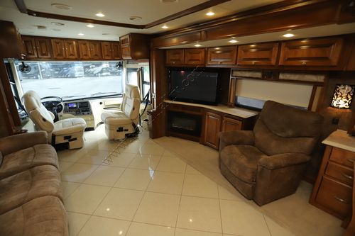 2013 Tiffin Motor Homes Phaeton 42LH