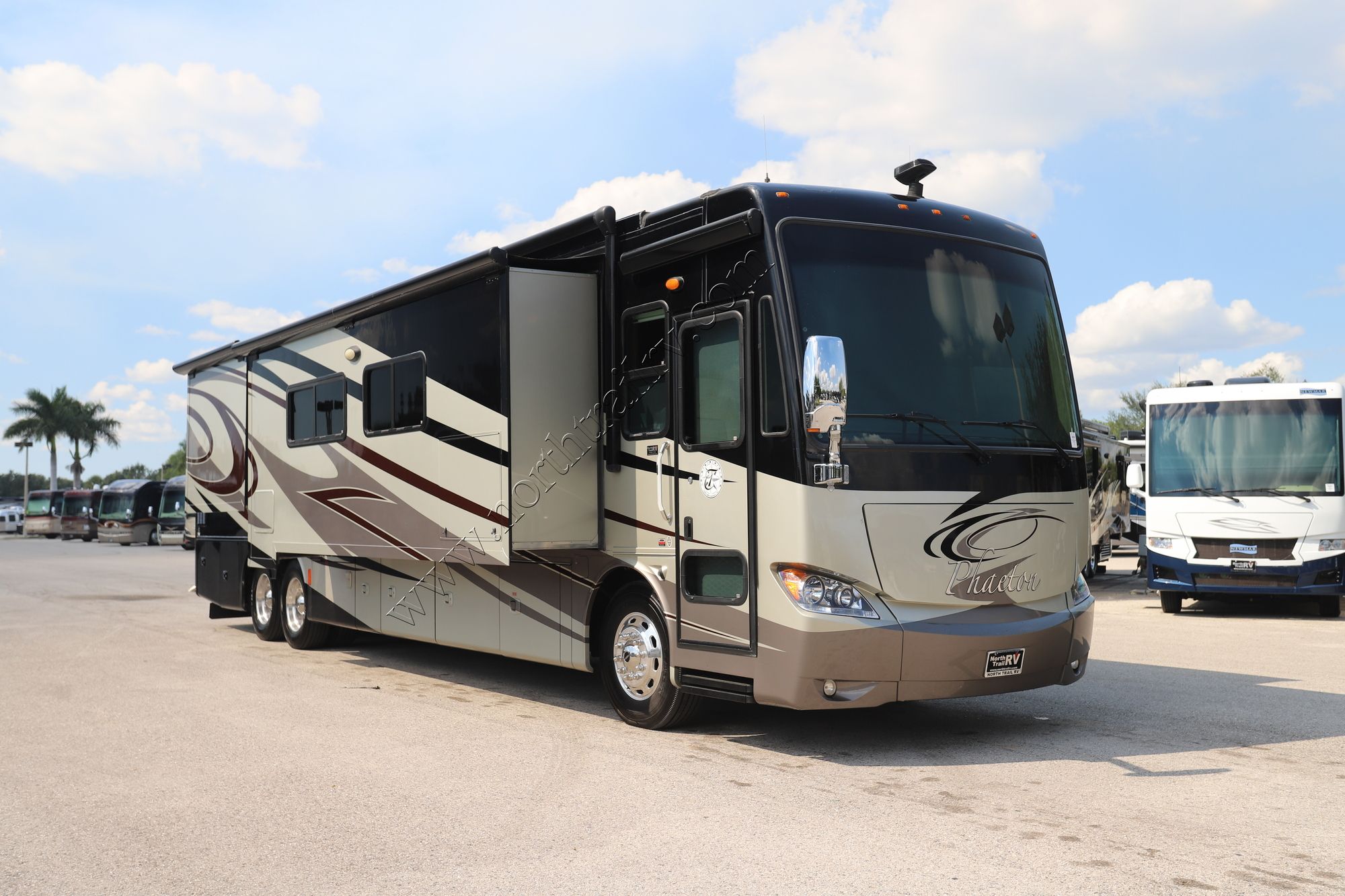 Used 2013 Tiffin Motor Homes Phaeton 42LH Class A  For Sale