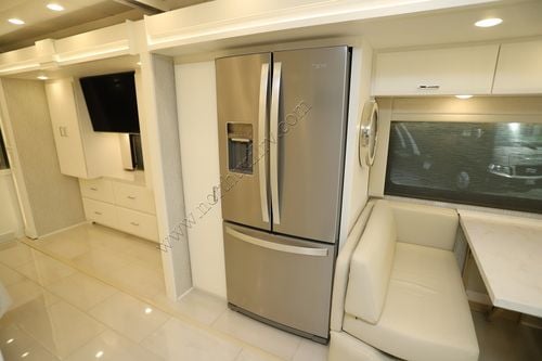 2026 Newmar Mountain Aire 4118