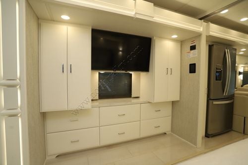 2026 Newmar Mountain Aire 4118