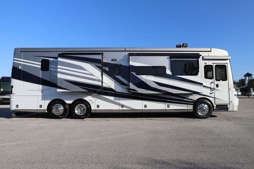 2026 Newmar Mountain Aire 4118