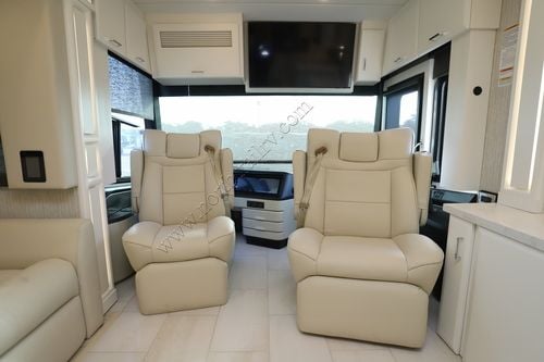 2026 Newmar Mountain Aire 4118