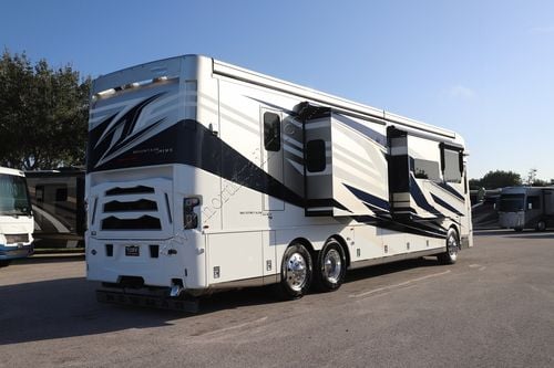 2026 Newmar Mountain Aire 4118