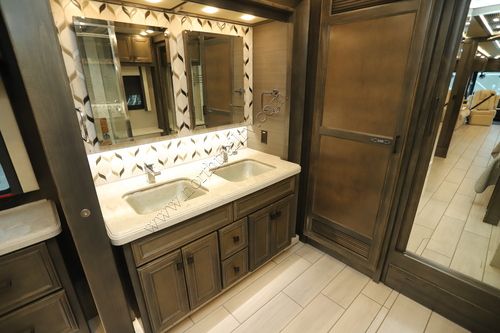 2021 Tiffin Motor Homes Allegro Bus 40IP