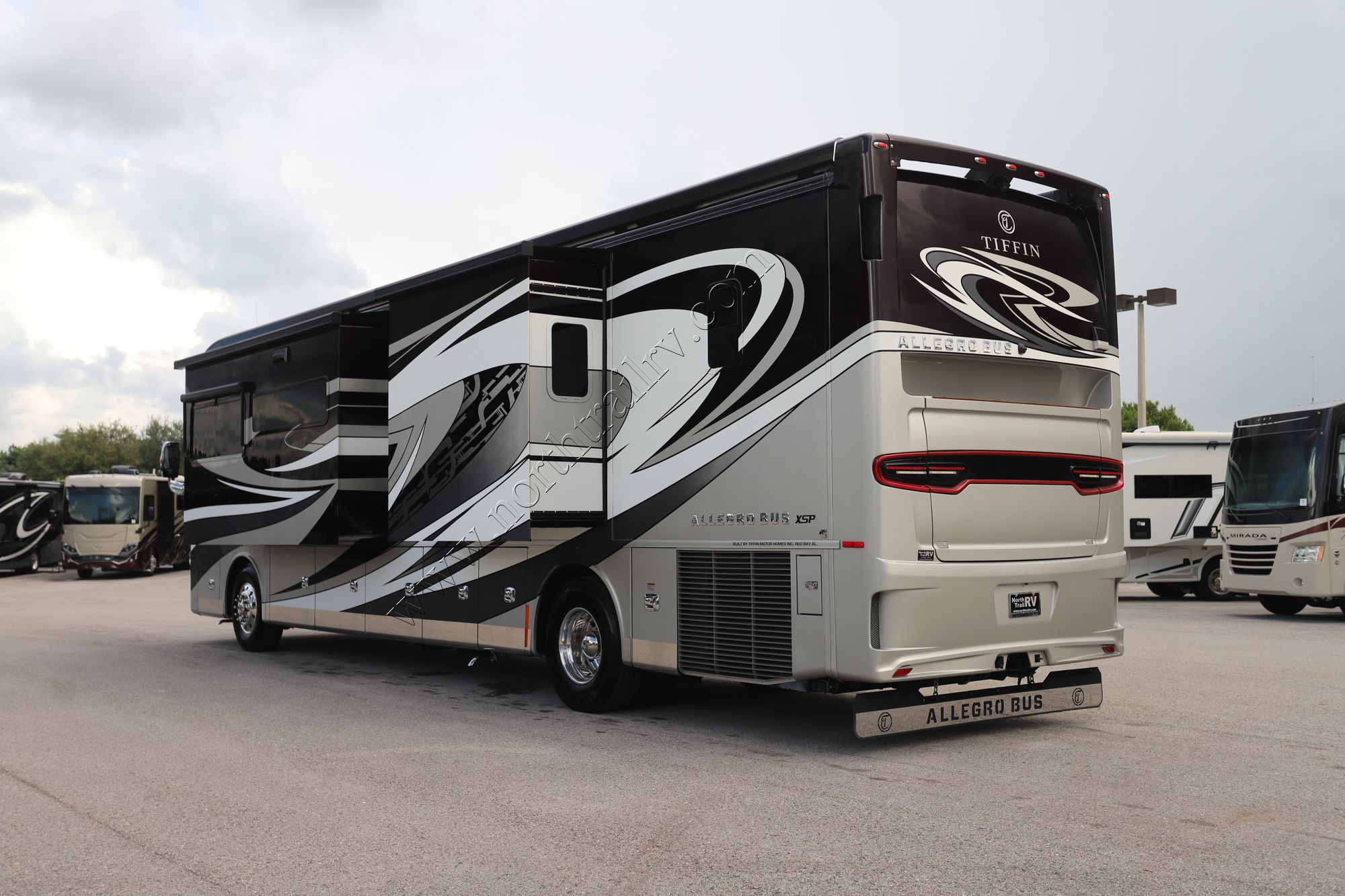 Used 2021 Tiffin Motor Homes Allegro Bus 40IP Class A  For Sale